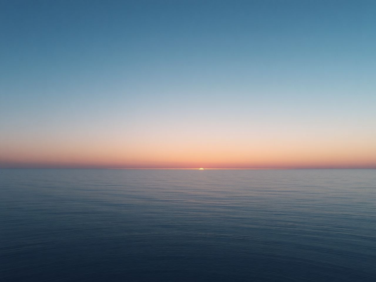 A racionális horizont pontosabban tükrözi a megfigyelő helyzetét.